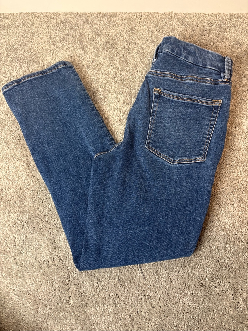 Good American Straight Leg Jeans in Dark Blue Wash size 8 - Picture 9 of 9